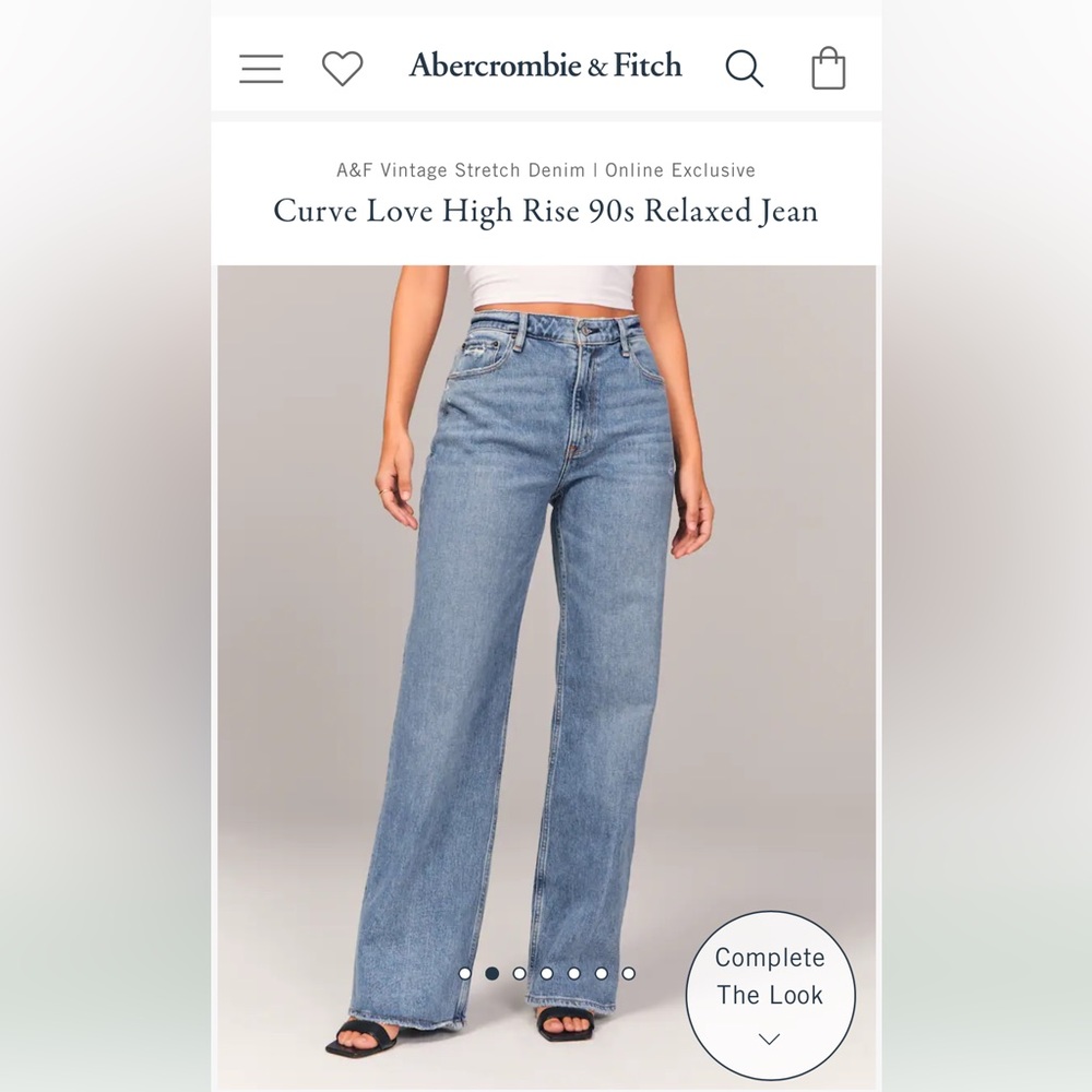 NWT A&F Curve Love - Ultra High Wasted - 90s Relaxed Fit, Medium Wash 29S(8S)